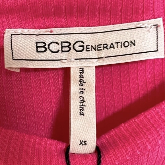 BCBGeneration Hot Pink Ribbed Cross Twist Front Crop T-Shirt Top - X Small, NWT - Picture 6 of 9
